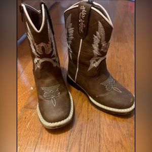 Girl cowgirl boots